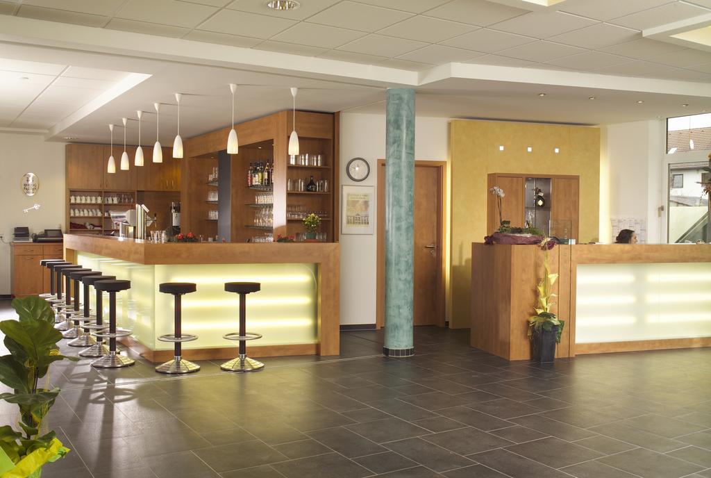 קרלשטאדט Hotel Mainpromenade ***S מראה חיצוני תמונה